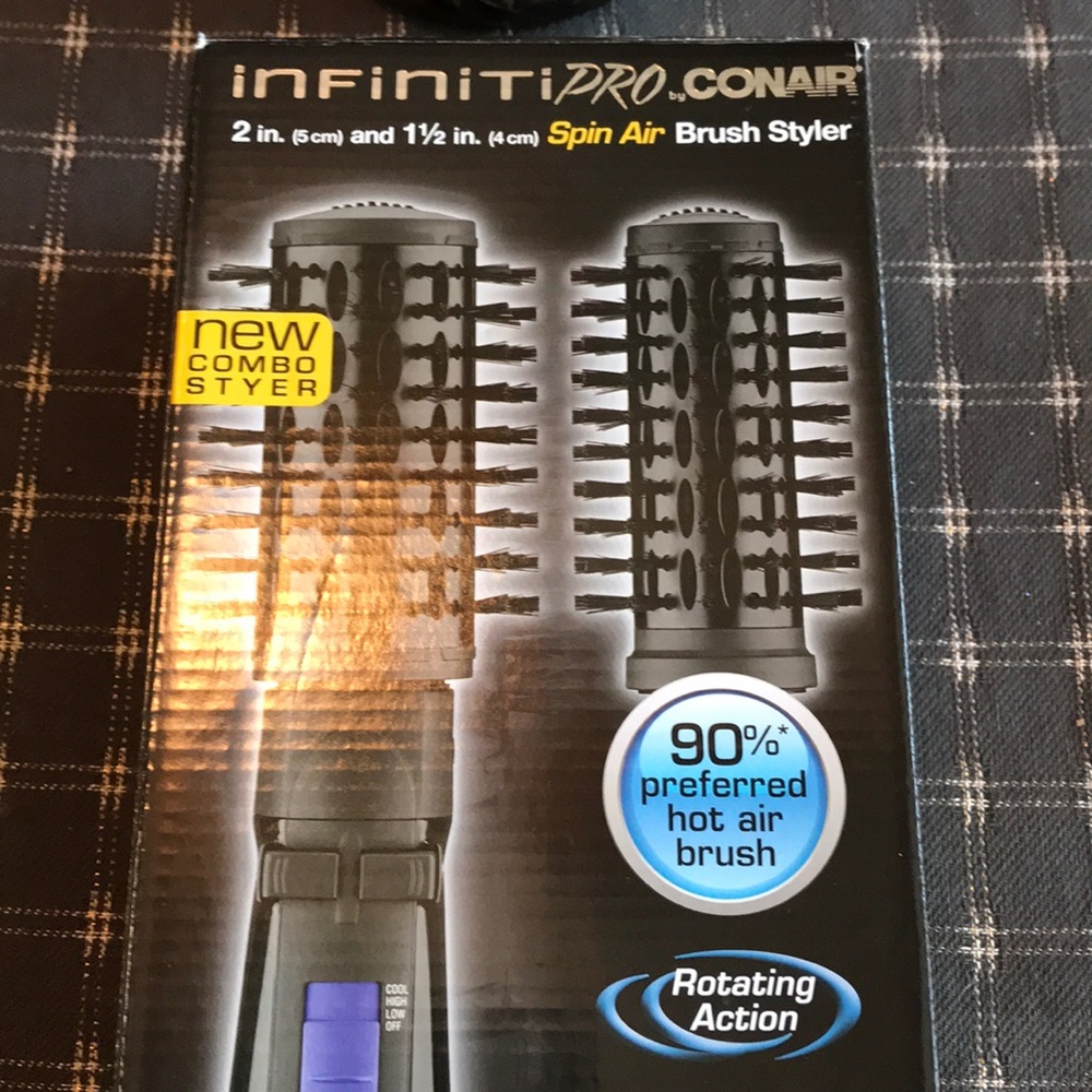 Infiniti Pro spin air brush. Brand new.